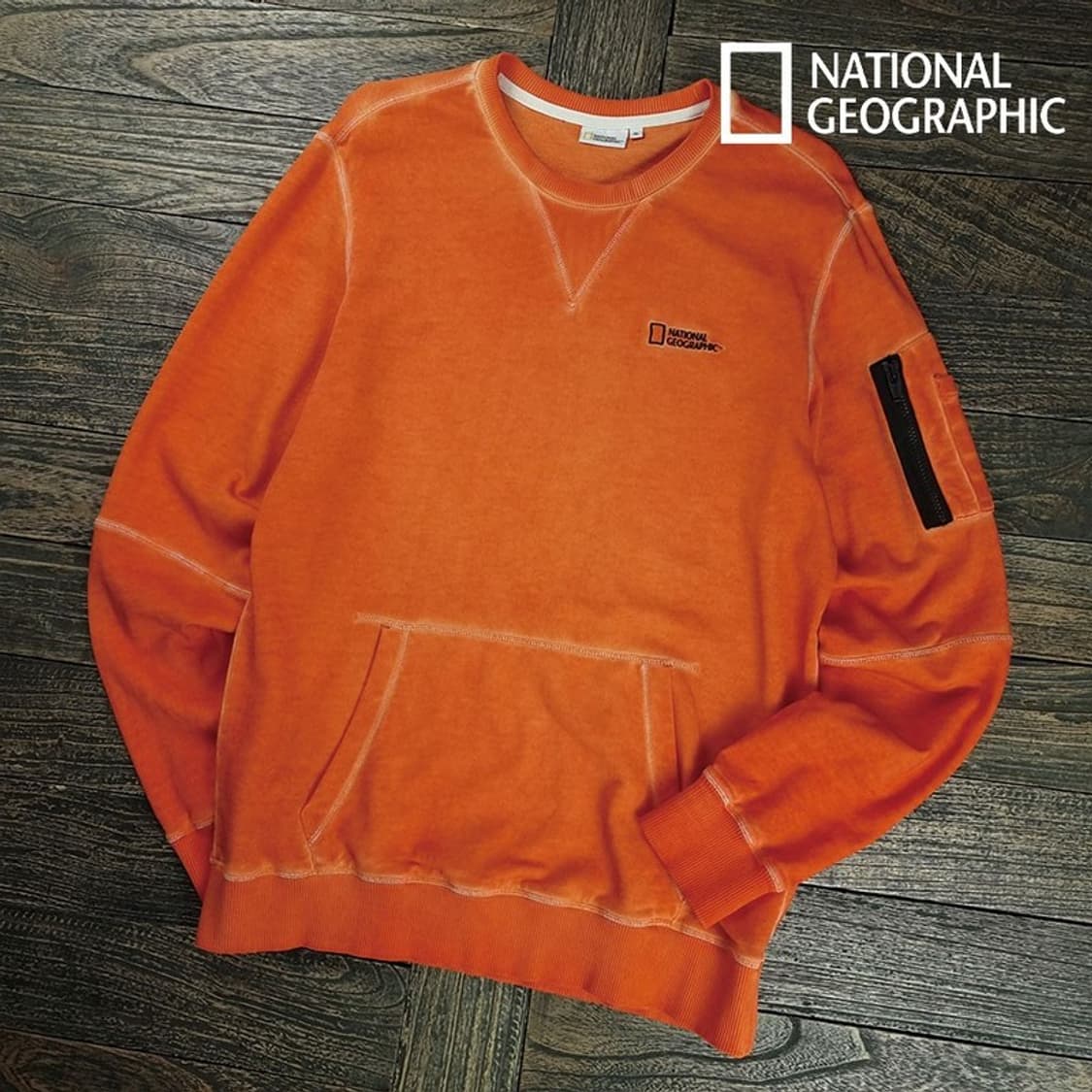 [네셔널지오그래픽] 빈티지 워시드 소매 포캣 맨투맨 오렌지 M19330 상품이미지1