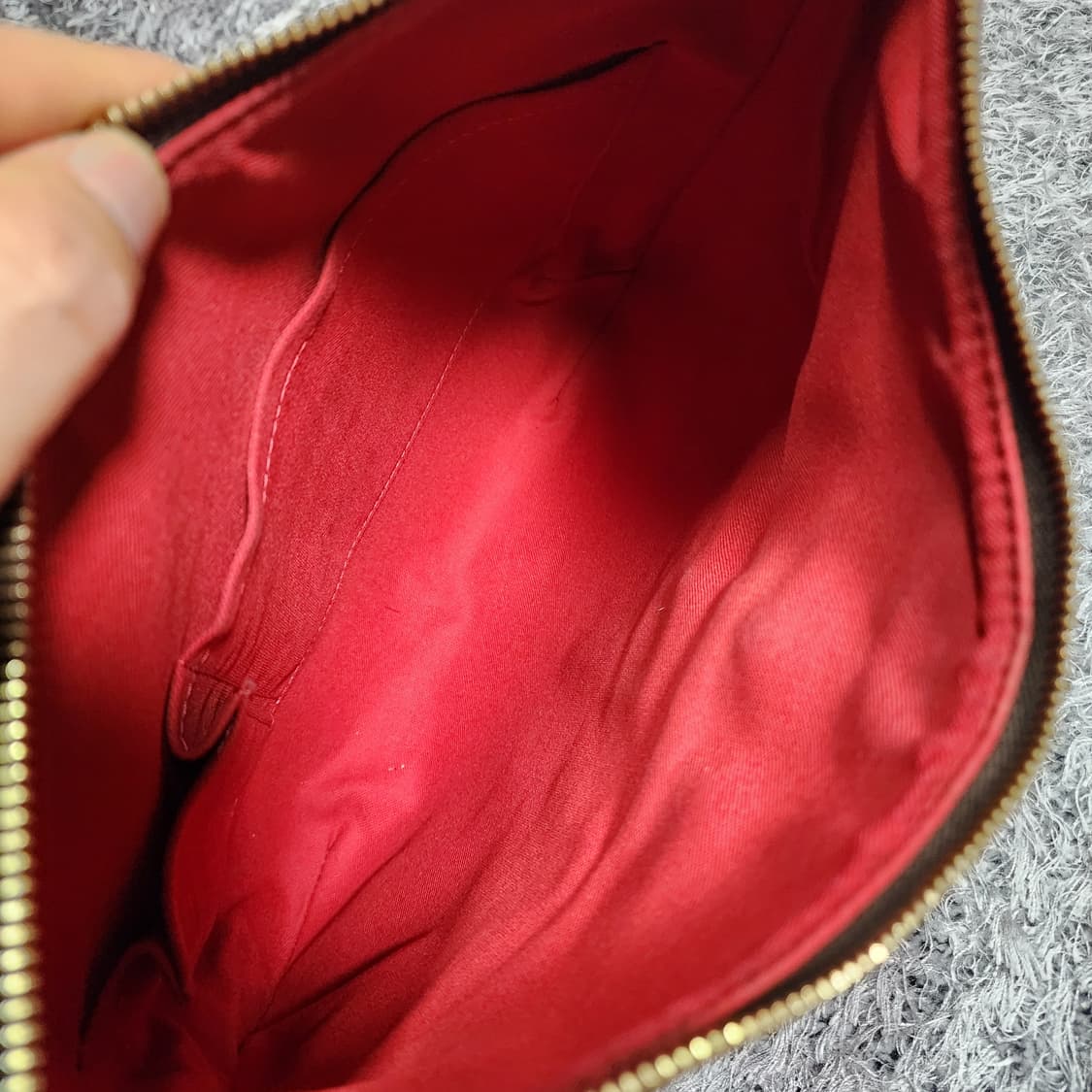 루이비통 다미에 에벤 블룸즈버리 PM 크로스백 상품이미지8