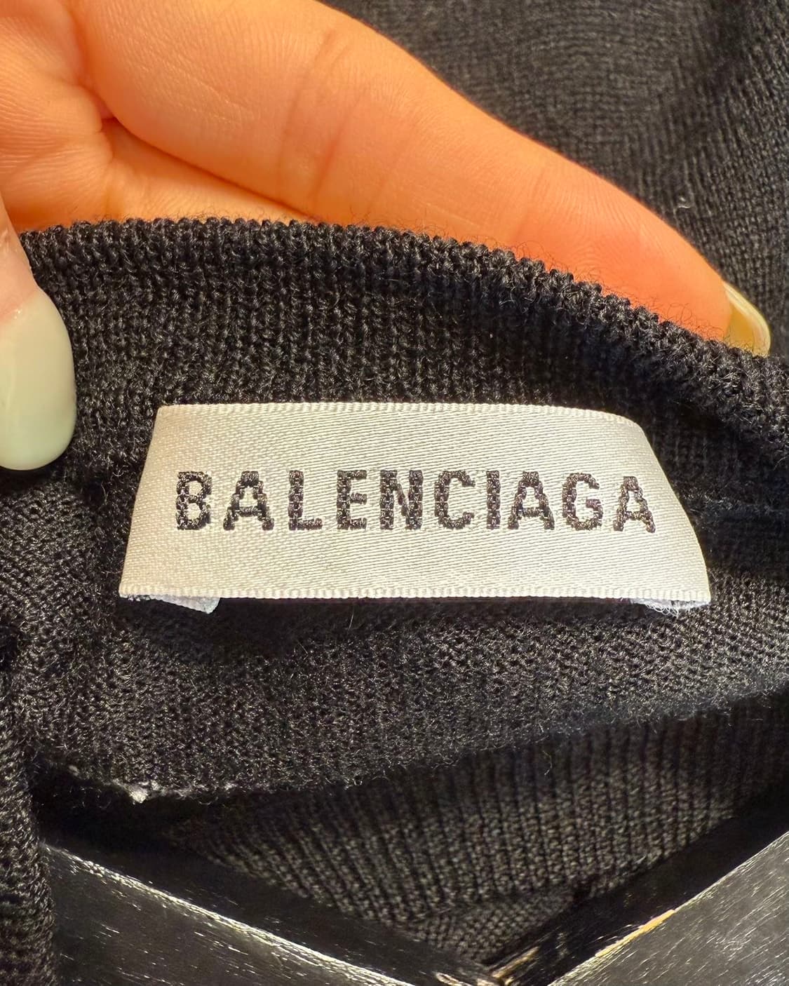 발렌시아가 블랙 백로고 라운드 니트  상품이미지9