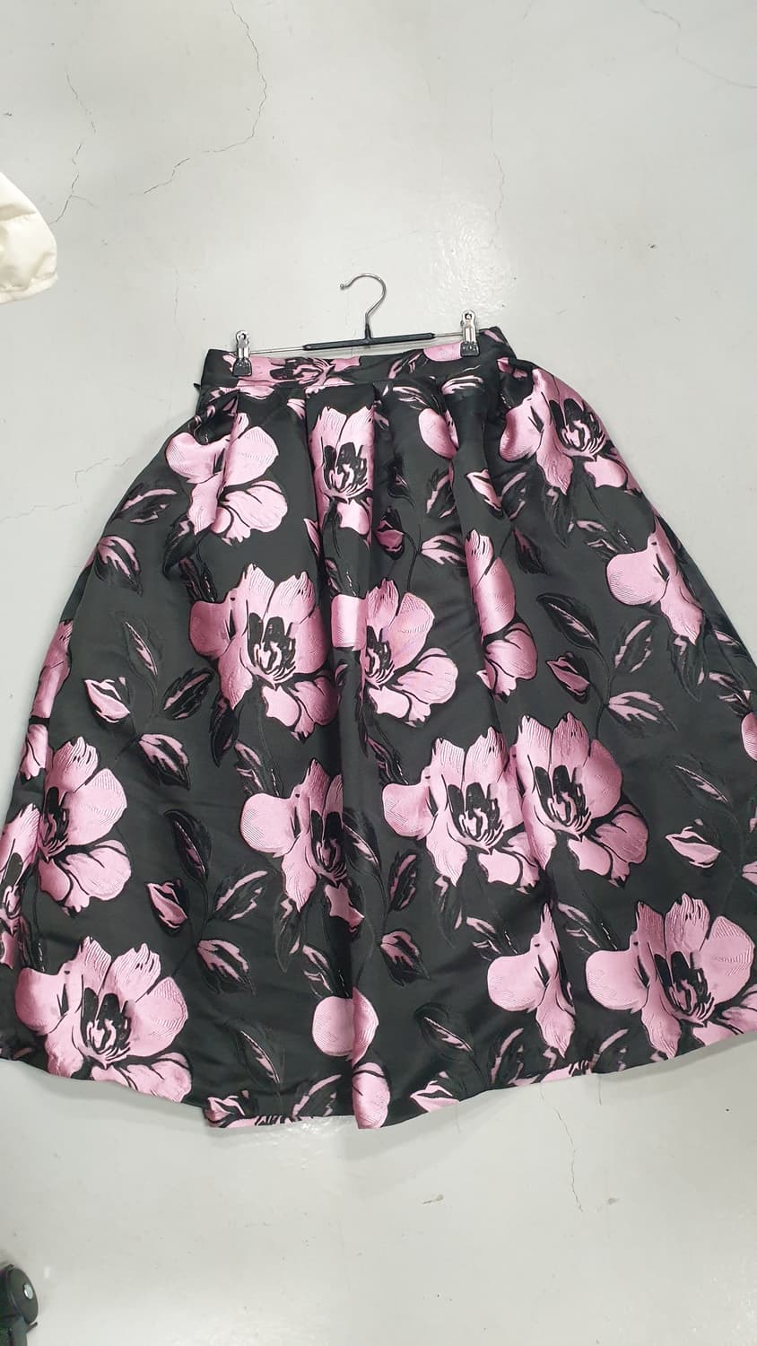 DINT 플라워 롱 플레어 스커트 상품이미지1