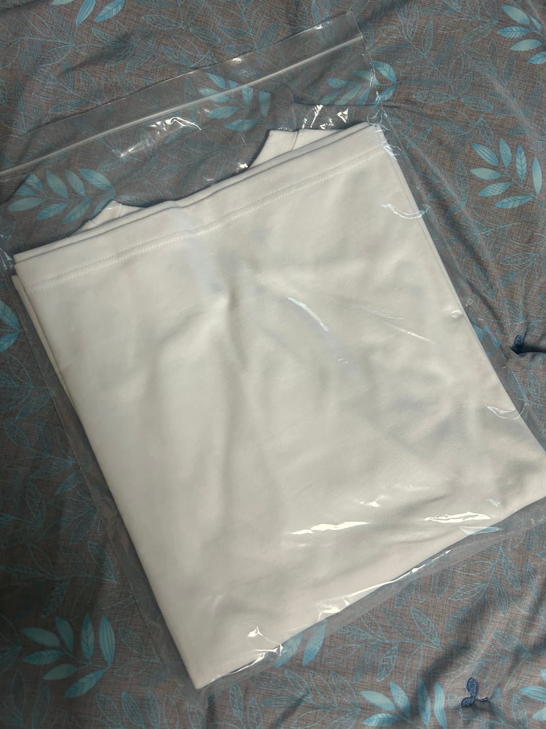 [L] 아이앱 스튜디오 백로고 롱슬리브 화이트 네이비 상품이미지3