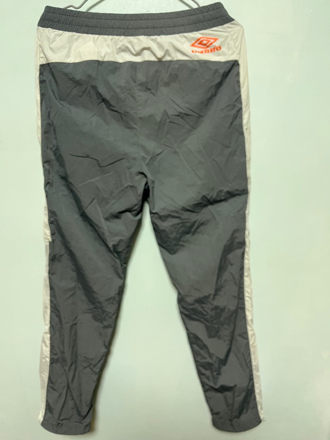 엄브로 올드스쿨 트레이닝 바지 상품이미지4