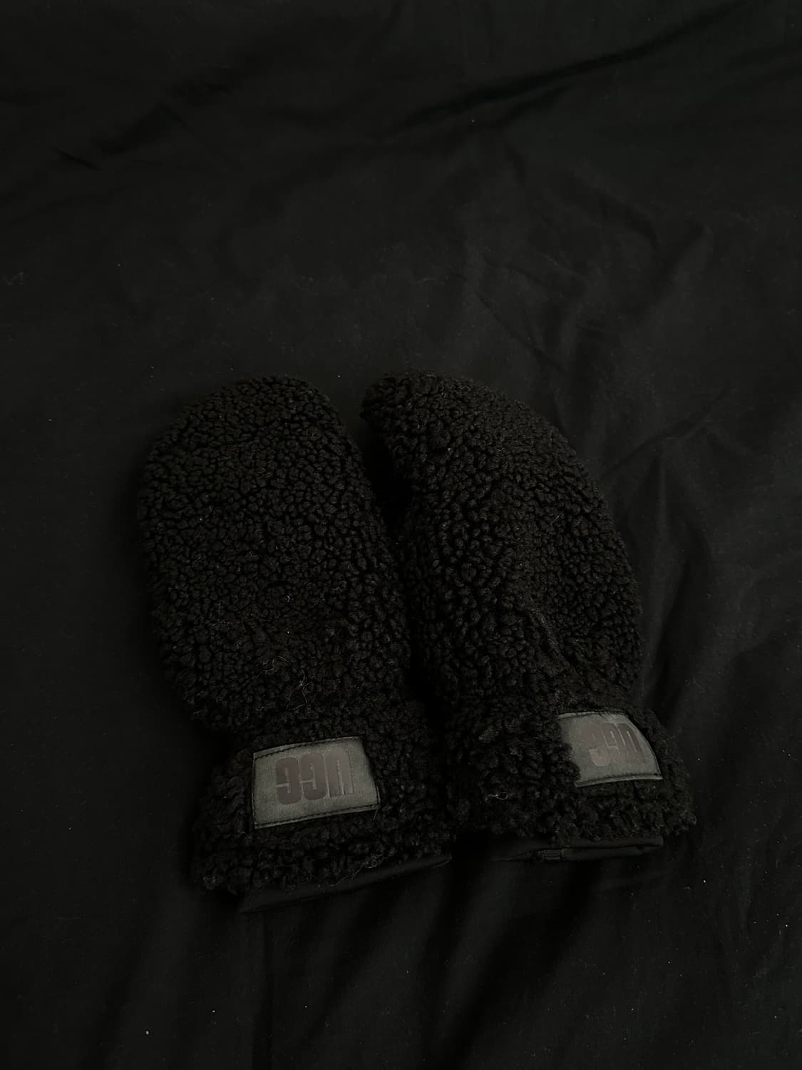 어그 부클 벙어리 장갑 블랙 상품이미지1