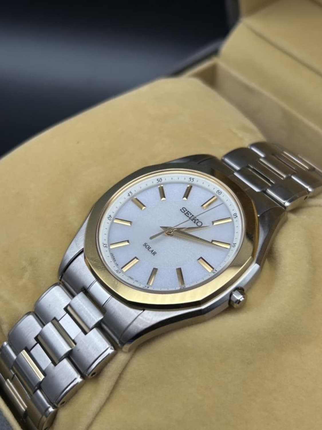 ​[풀박스/세이코] 우아한 골드 콤비 솔라 시계 판매합니다. 상품이미지4