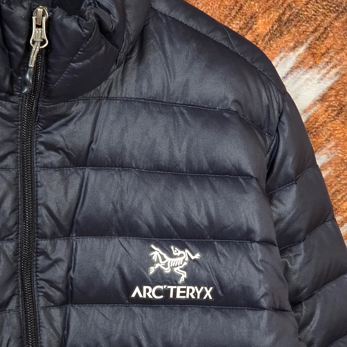 아크테릭스 네이비 경량 패딩 상품이미지2