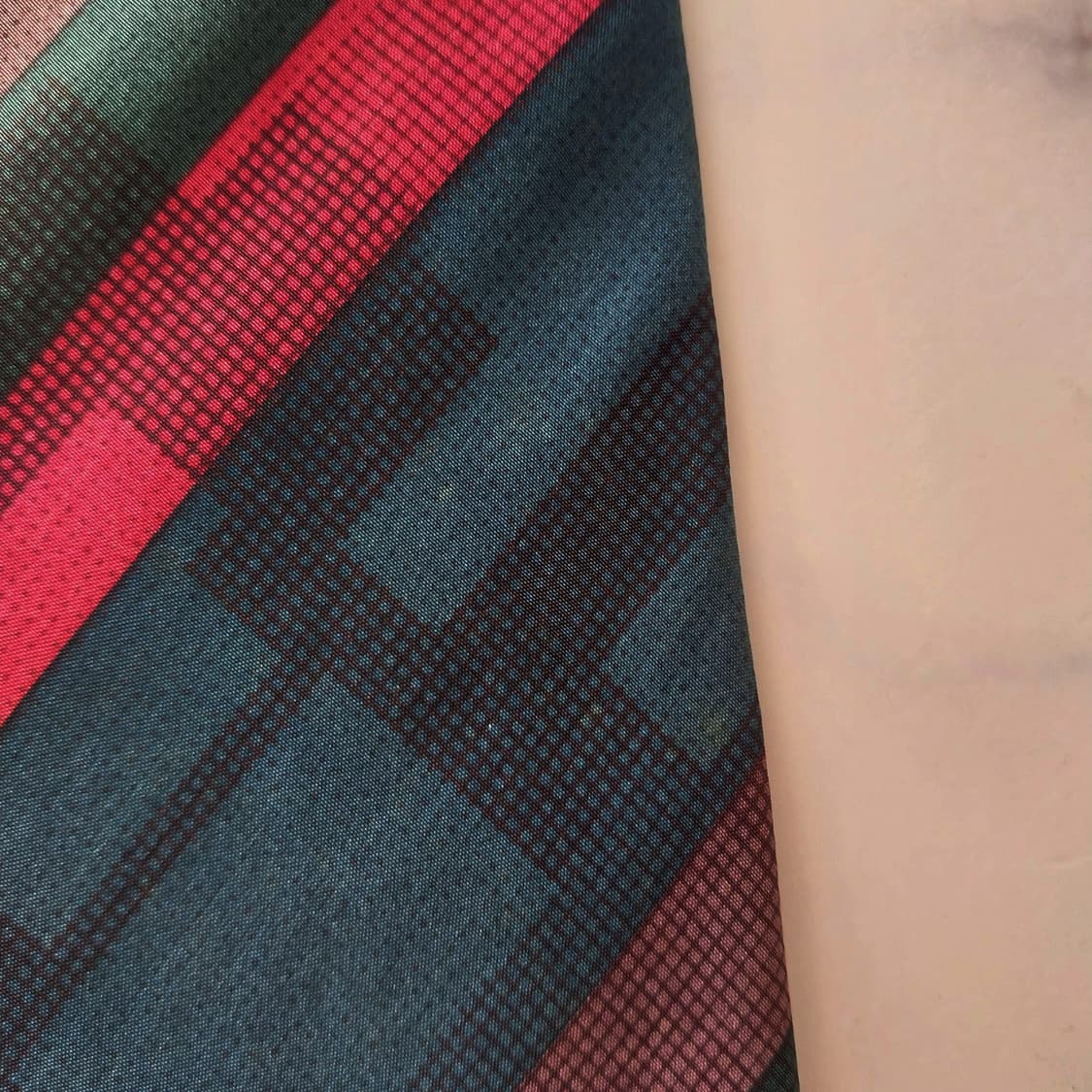 랑방 실크 그린 체크 패턴 넥타이 약 9cm B등급 K1898
 상품이미지9