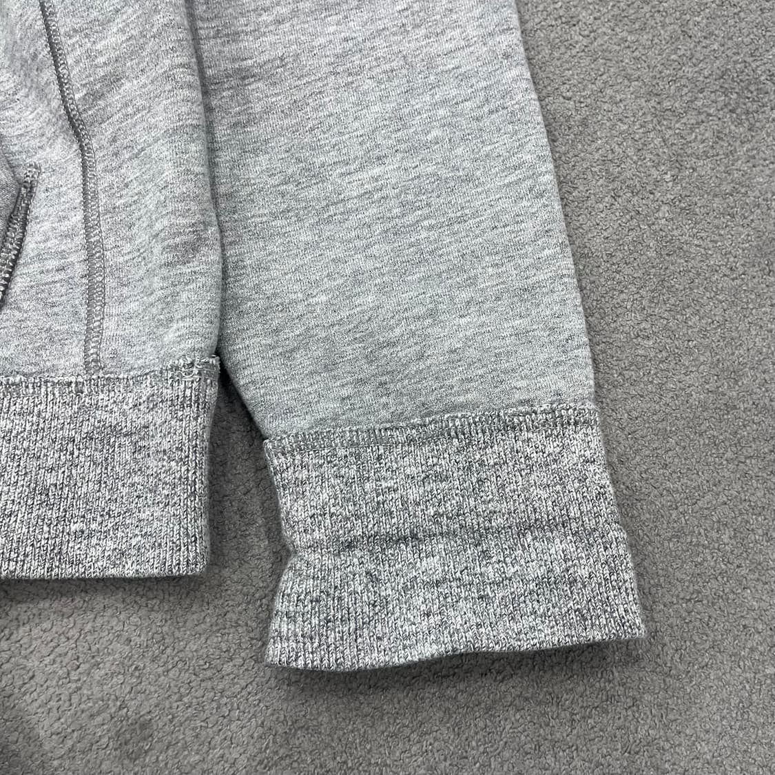 L 아베크롬비 A&F 회색 후드티 상품이미지3