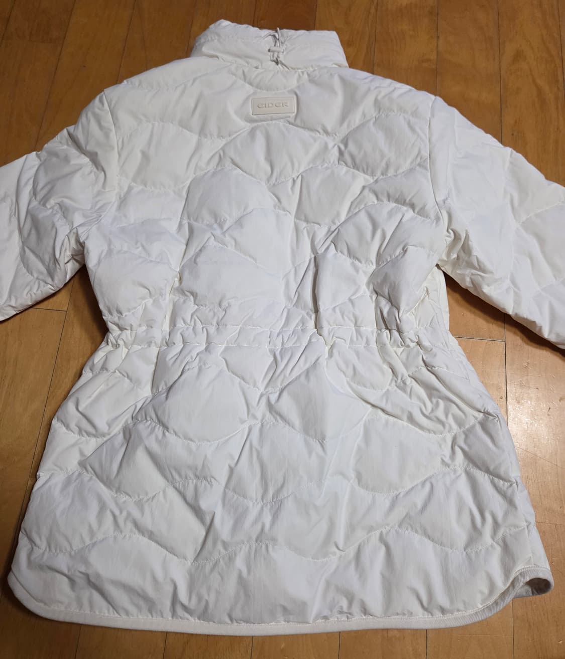 아이더 써모락C 경량패딩 M 화이트 상품이미지3