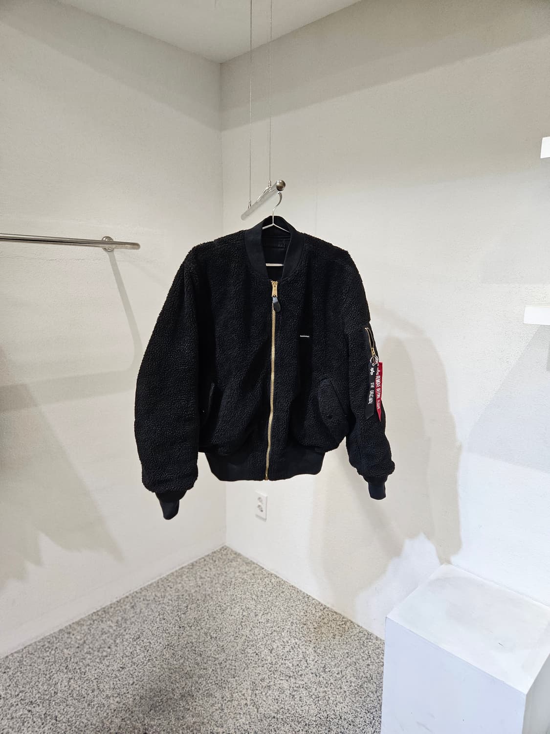 알파인더스트리x디네댓 콜라보 MA-1 항공점퍼 상품이미지3