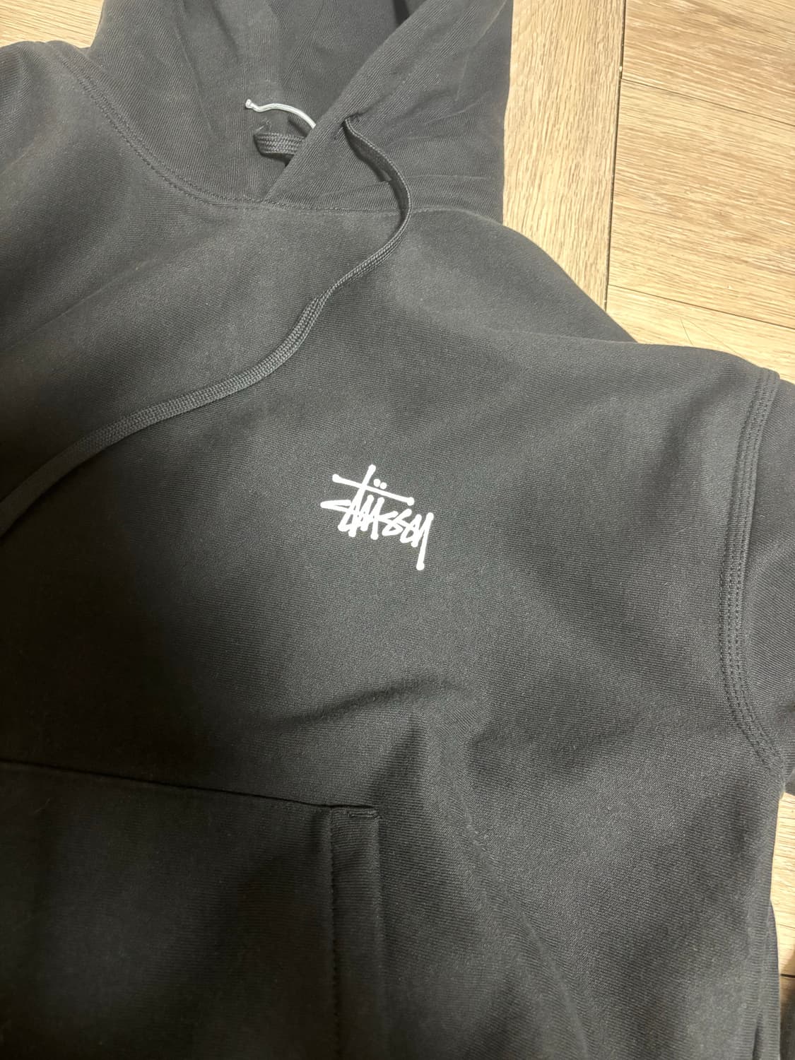 공홈구매한 스투시 후드티 black L사이즈 상품이미지4