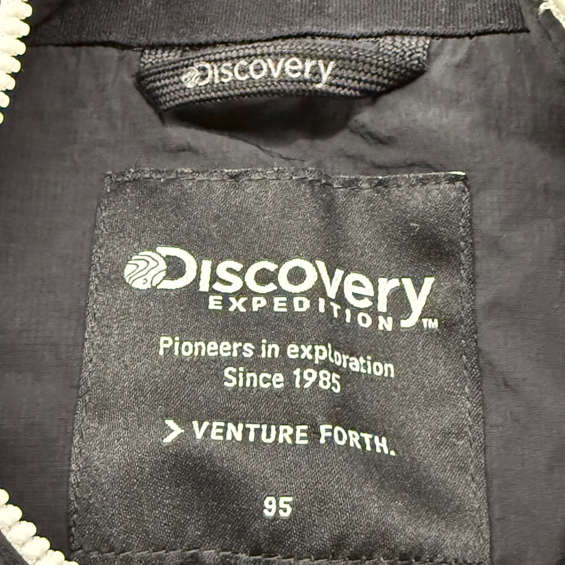 [정품/95] 디스커버리 블랙 화이트 바람막이 후드 자켓 b16 상품이미지5