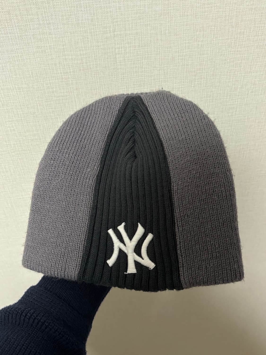 90‘s New York Yankees Logo Beanie 양키스 비니 상품이미지1