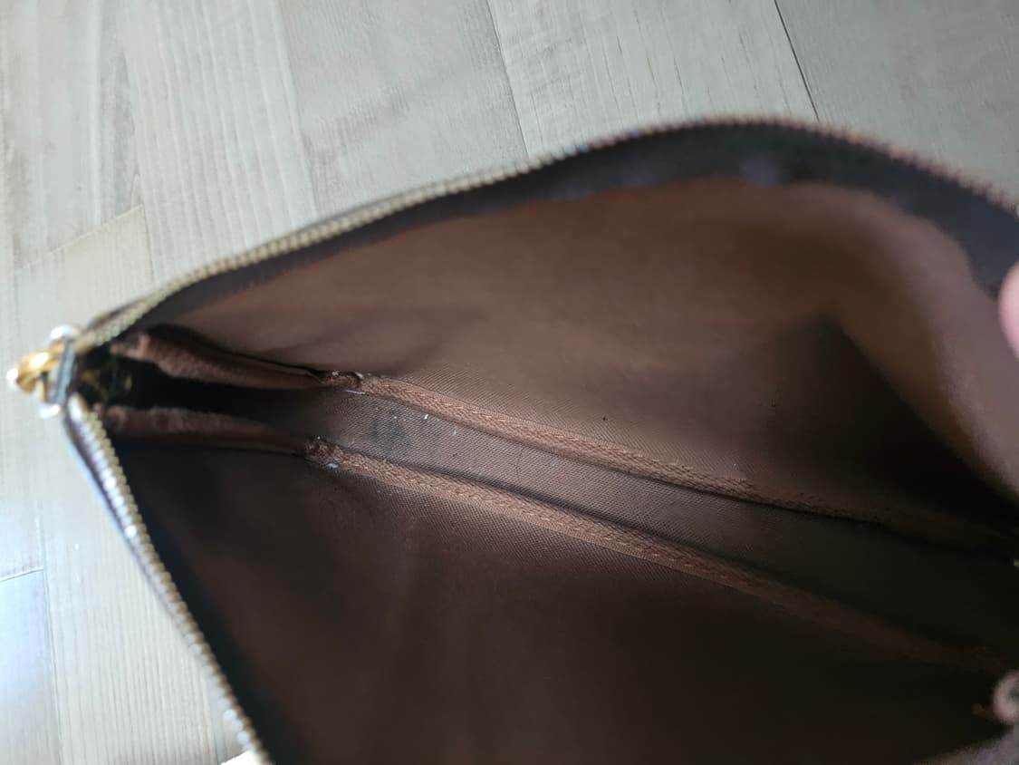 정품) 루이비통 포치 모노그램 파우치백 미니백 가방 (연장고리 포함) 상품이미지8