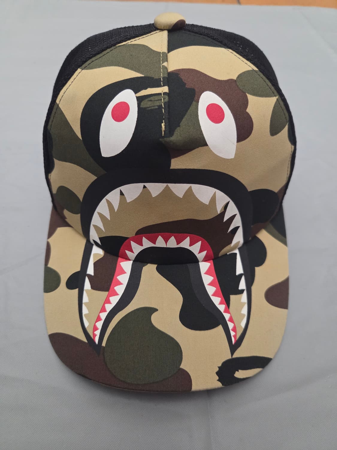 베이프 샤크 메쉬 볼캡 황계 스냅백 상품이미지1