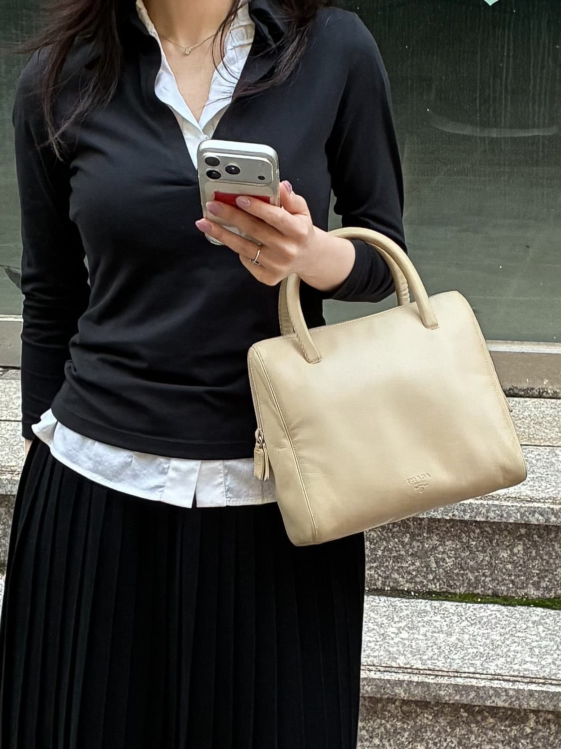 프라다 소프트 레더 토트백 상품이미지1