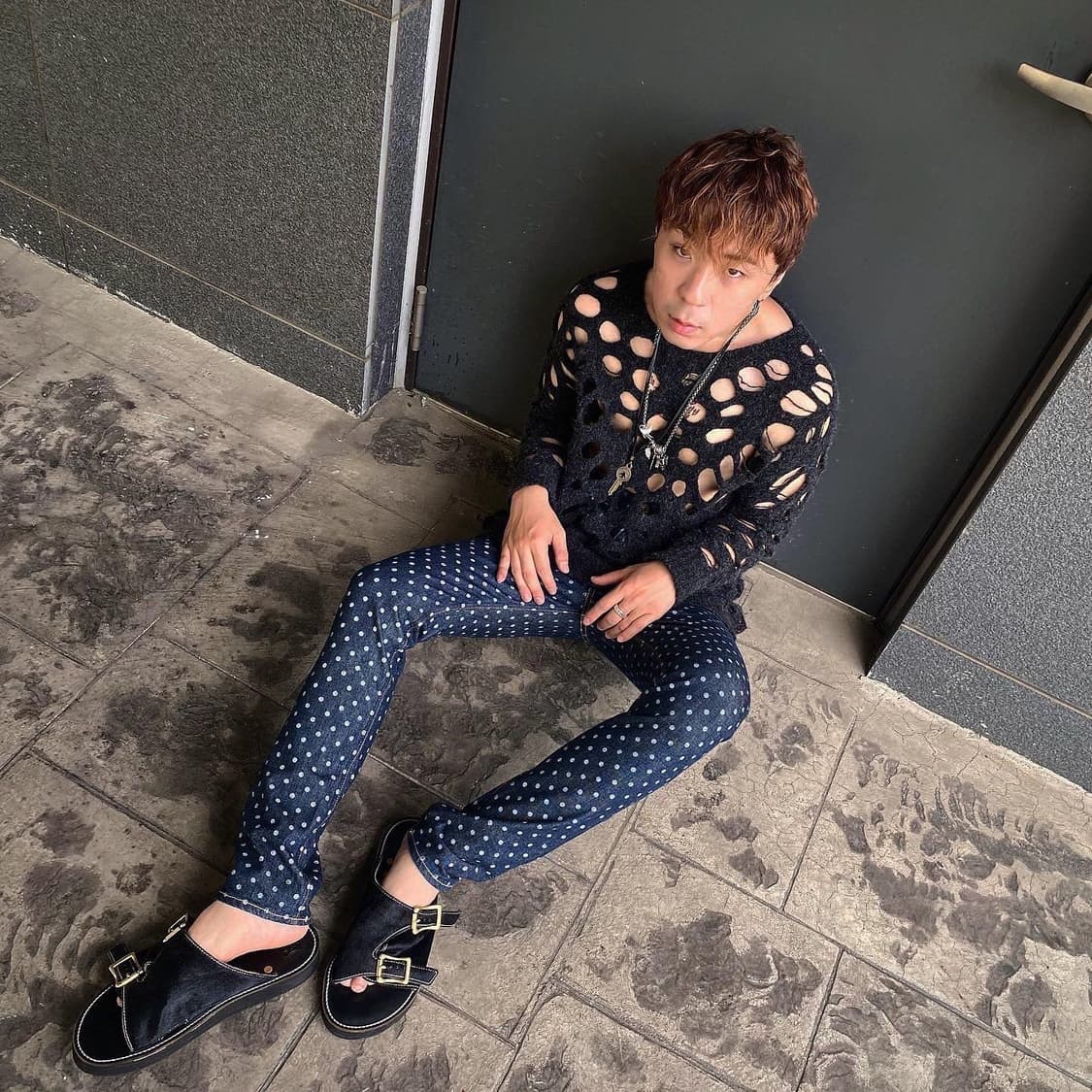 디젤 펀칭 디테일 그런지 니트 스웨터 상품이미지2