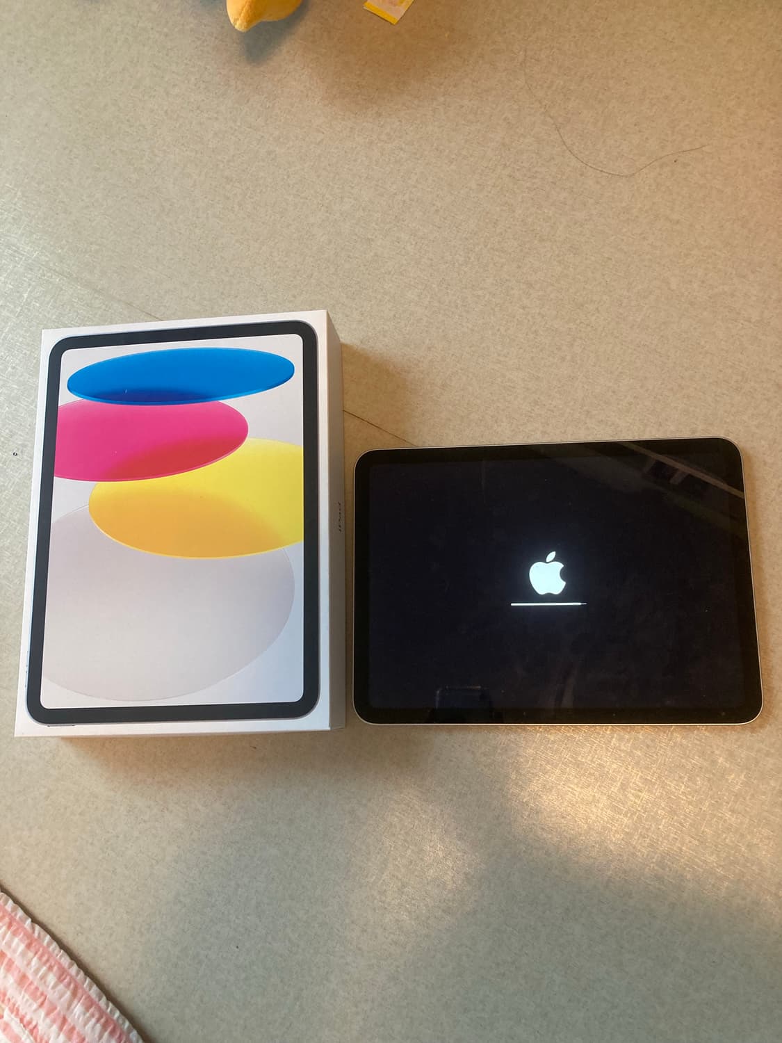 아이패드a16 실버 상품이미지2