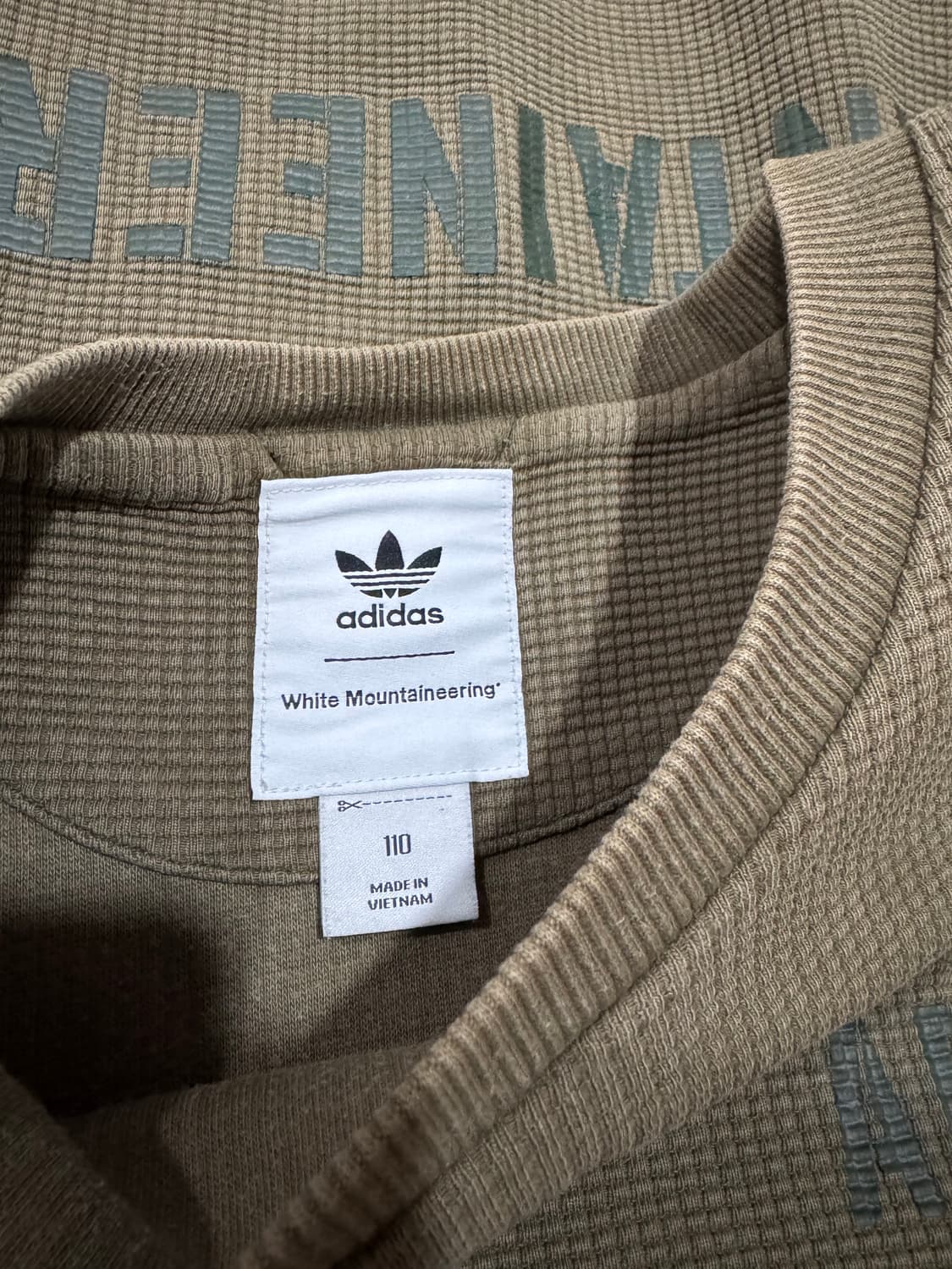 아디다스x 화이트 마운티니어링 크루넥 스웻셔츠 상품이미지3