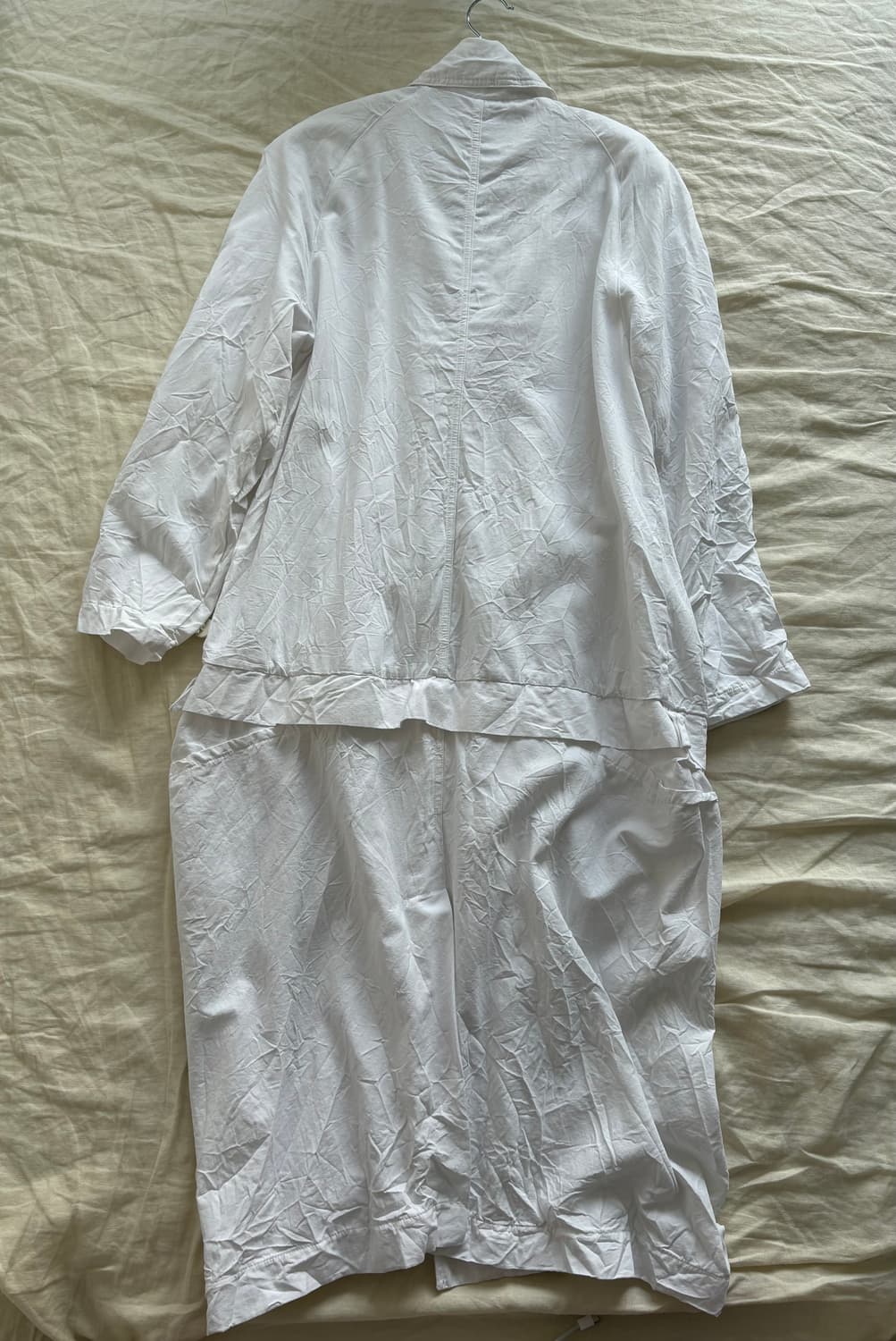 애옹쓰 페이퍼 코트(구매 예약중) 상품이미지3