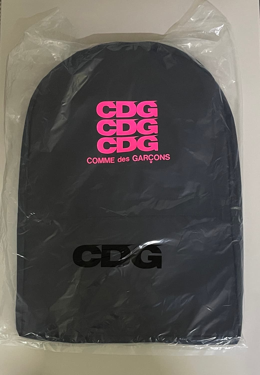 CDG 플로레센트 프린티드 백팩 (블랙핑크) 상품이미지3