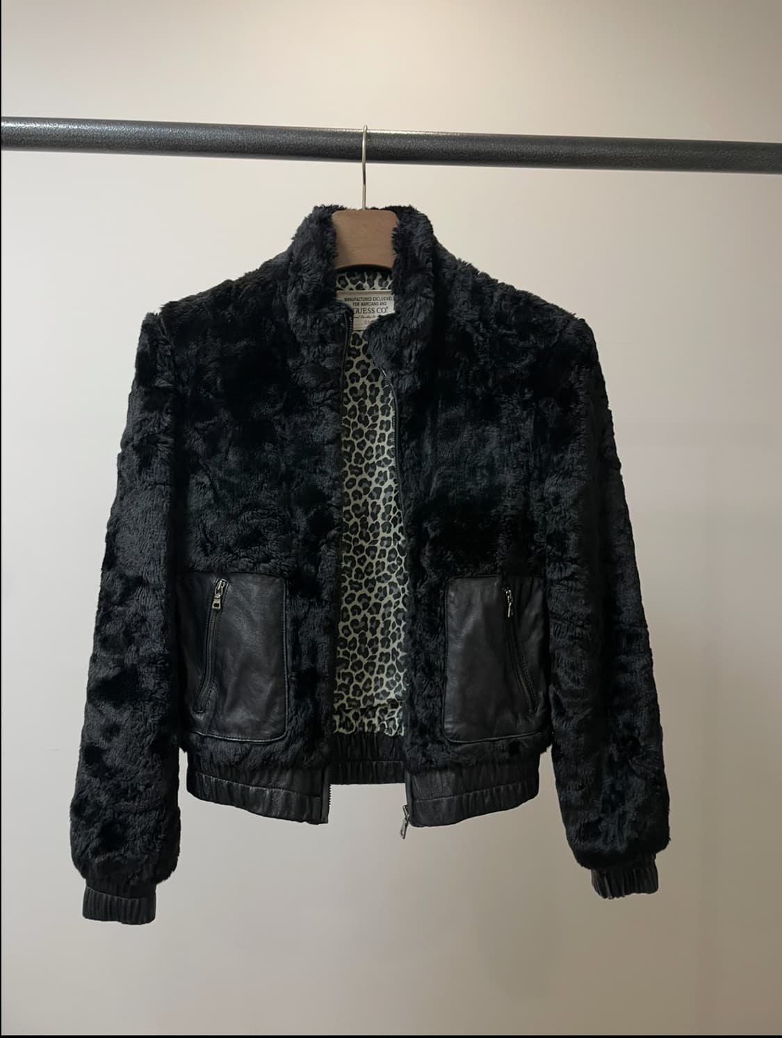 (90) guess usa 게스 y2k 퍼 자켓 상품이미지1