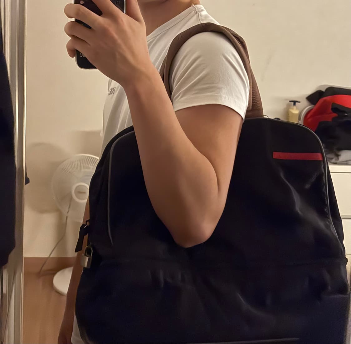 프라다 스포츠 라지 테크니컬 폴리백 토트백 상품이미지8