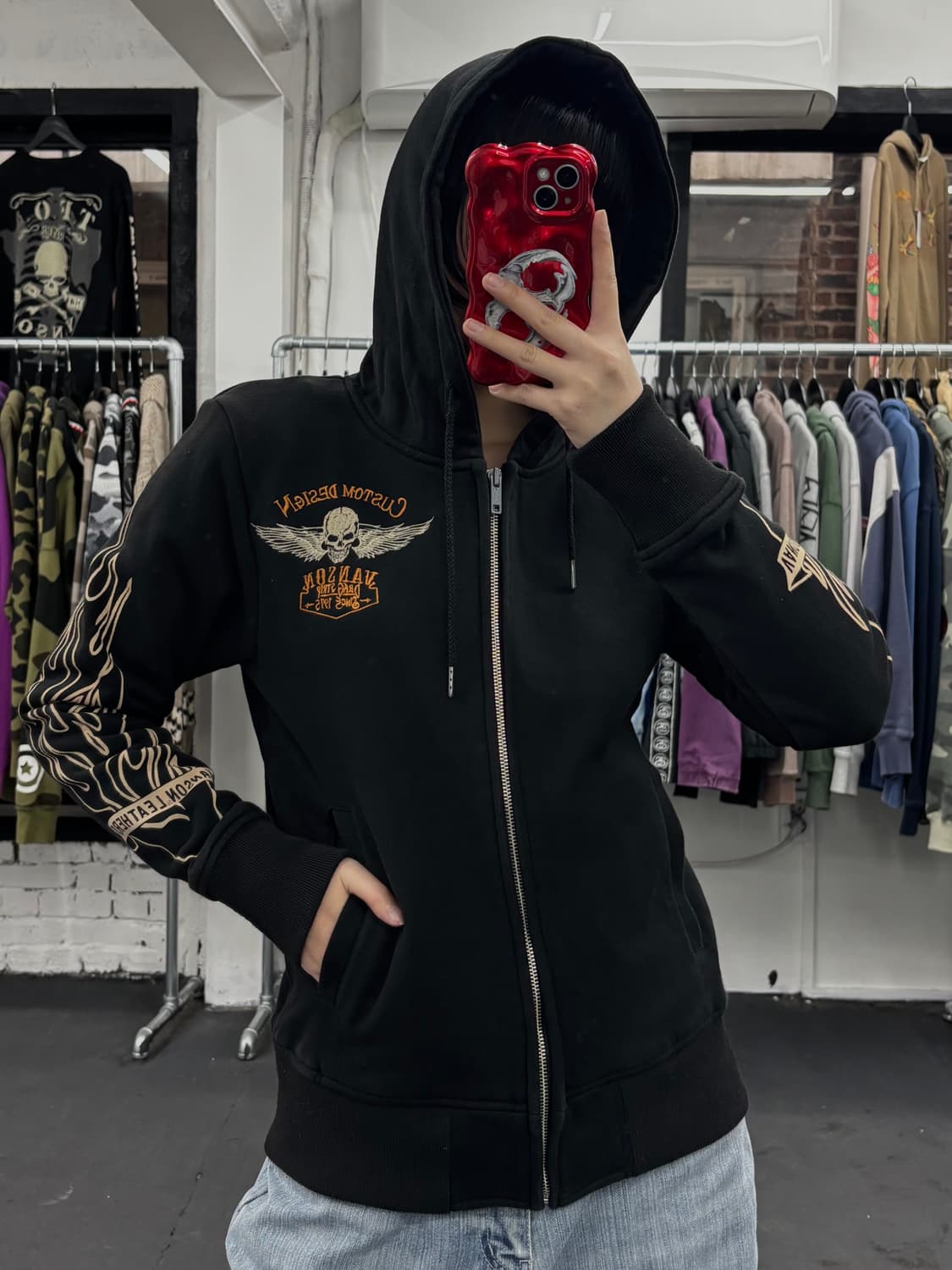 밴슨 레더 사이드 로고 스컬 후드집업 상품이미지1