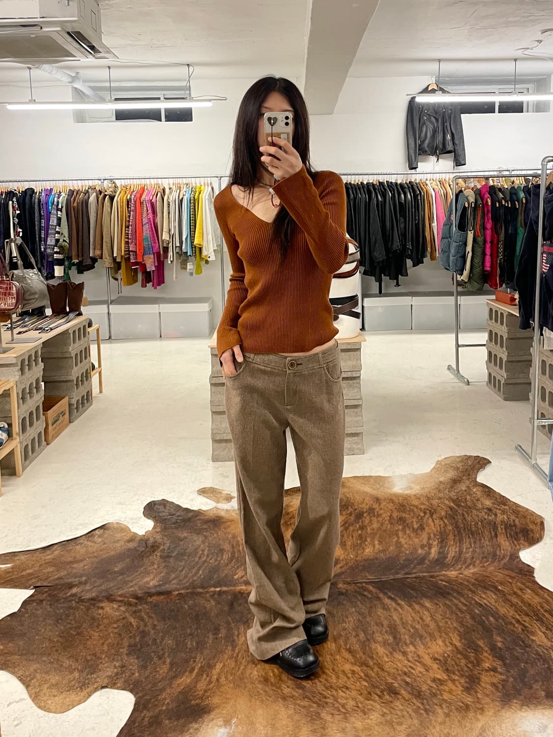 MAX&CO flare slacks 막스앤코 헤링본 플레어 핏 슬랙스 상품이미지2