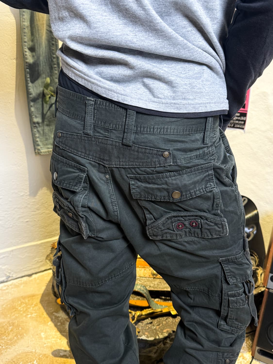 K.U.I – Multi Pocket Cargo Pants 상품이미지5
