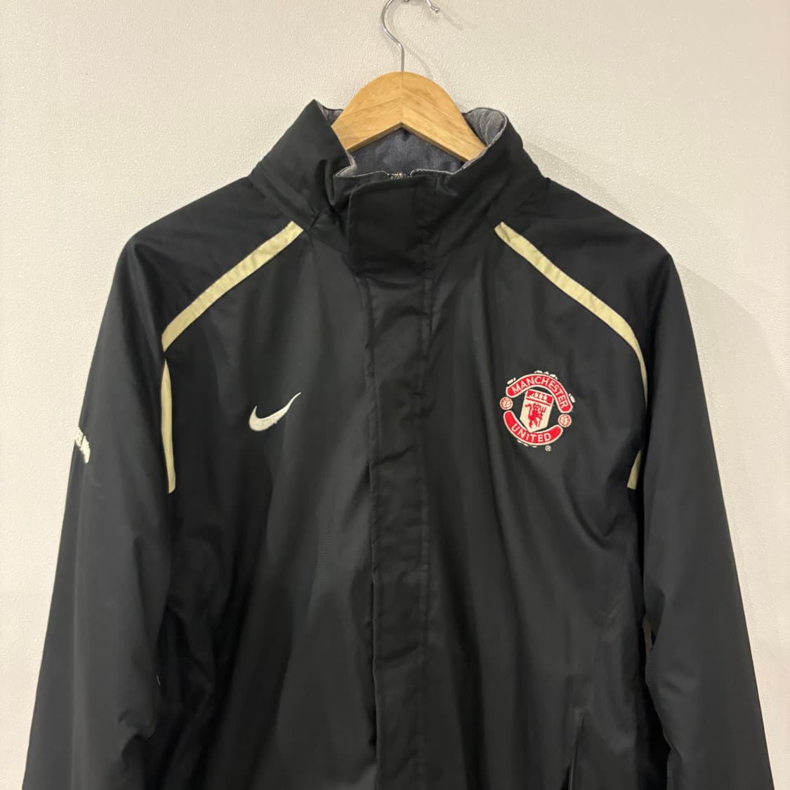 나이키 맨체스터 유나이티드 블랙 바람막이 95 상품이미지3