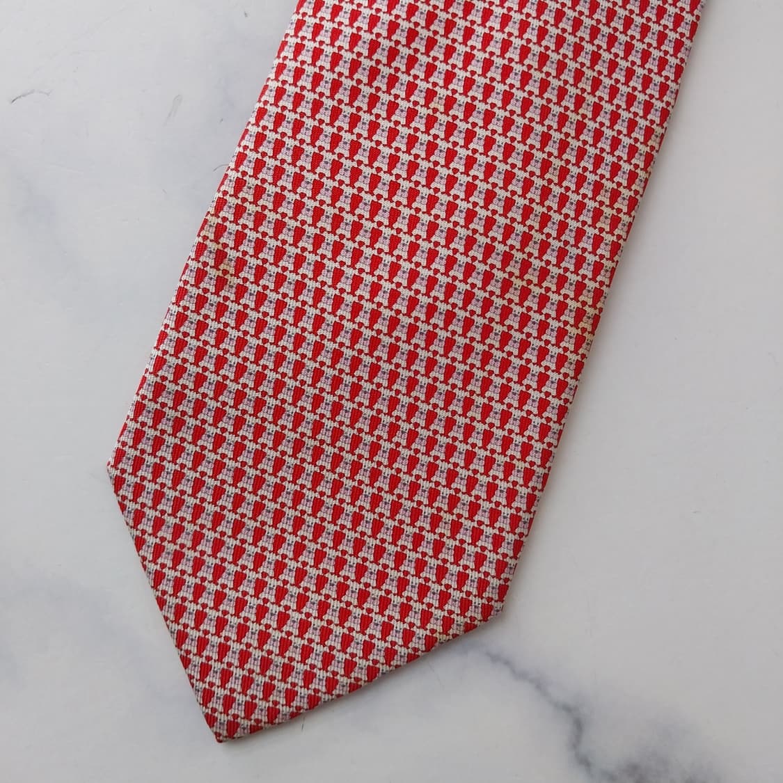 페라가모 실크 레드 강아지 패턴 넥타이 9cm B등급 K2484
 상품이미지6