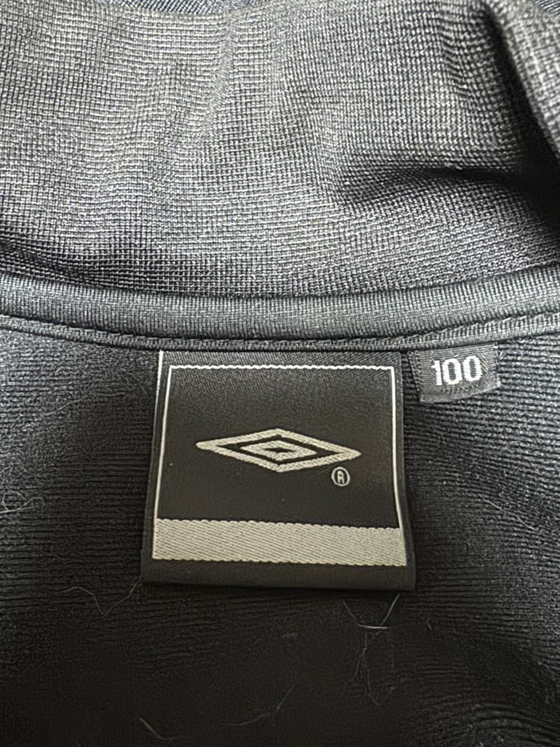 엄브로 검정 져지 상품이미지3