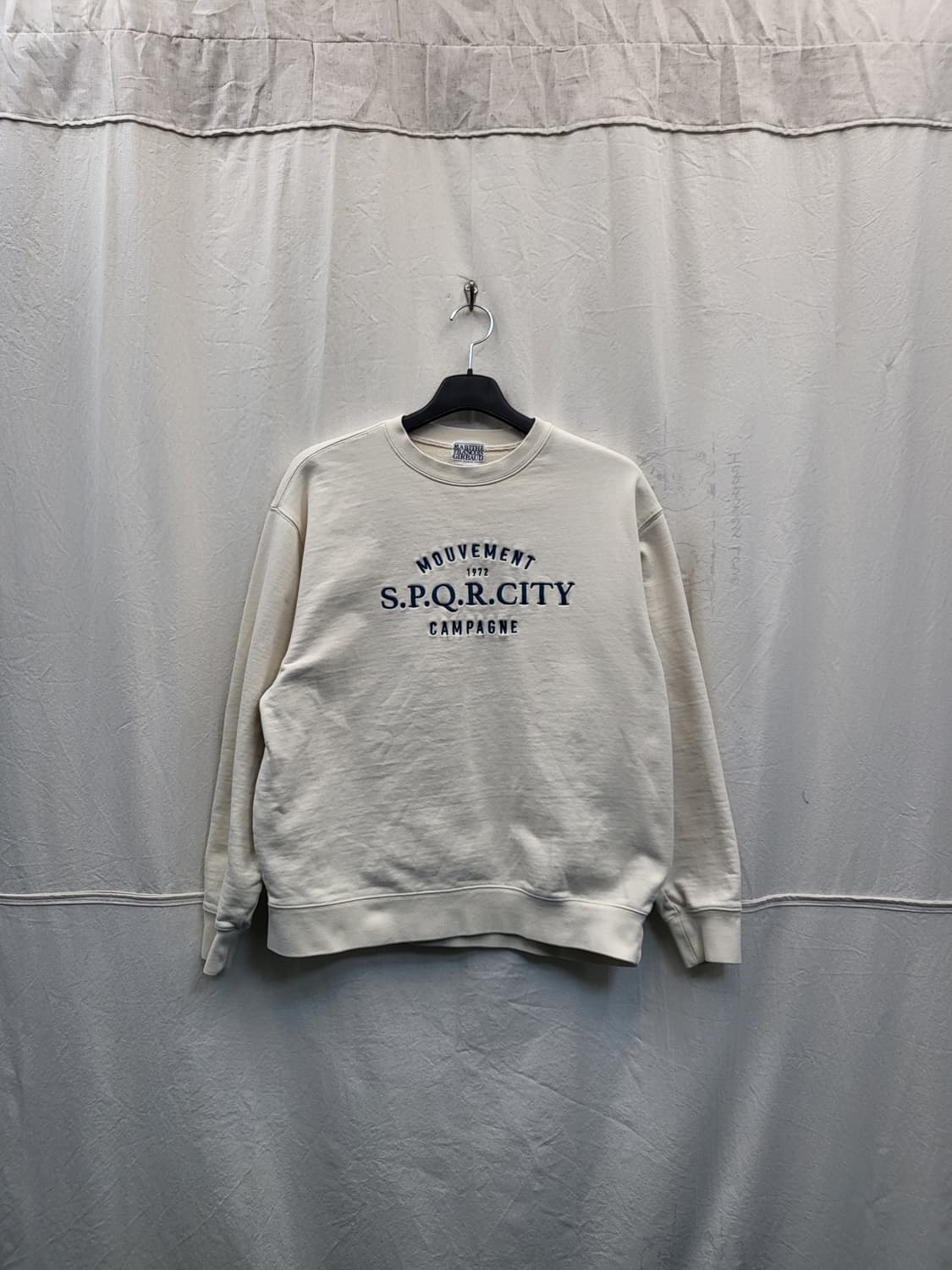 마리떼 프랑소와 저버 아이보리 맨투맨 상품이미지1