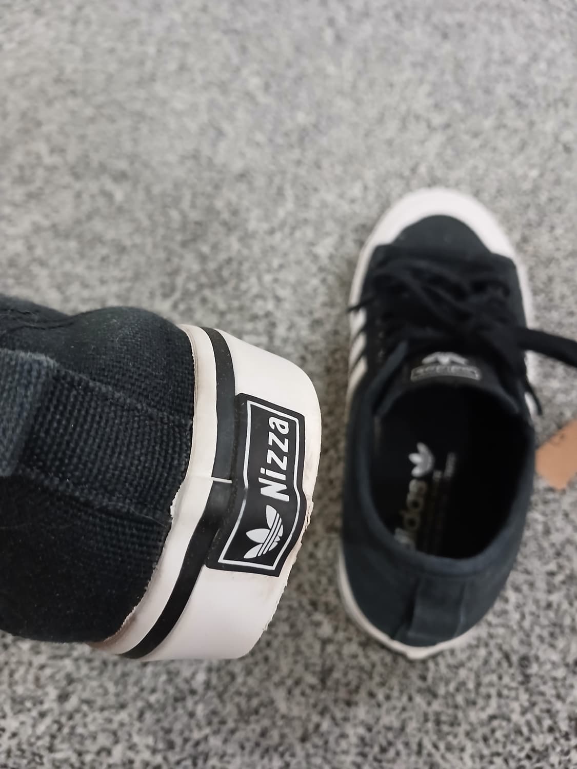 아디다스 니짜 로우 검흰 240 상품이미지5