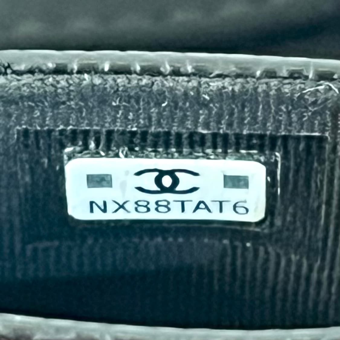 [새상품급] 샤넬 캐비어 클래식 똑딱이 카드지갑 블랙 금장 상품이미지9