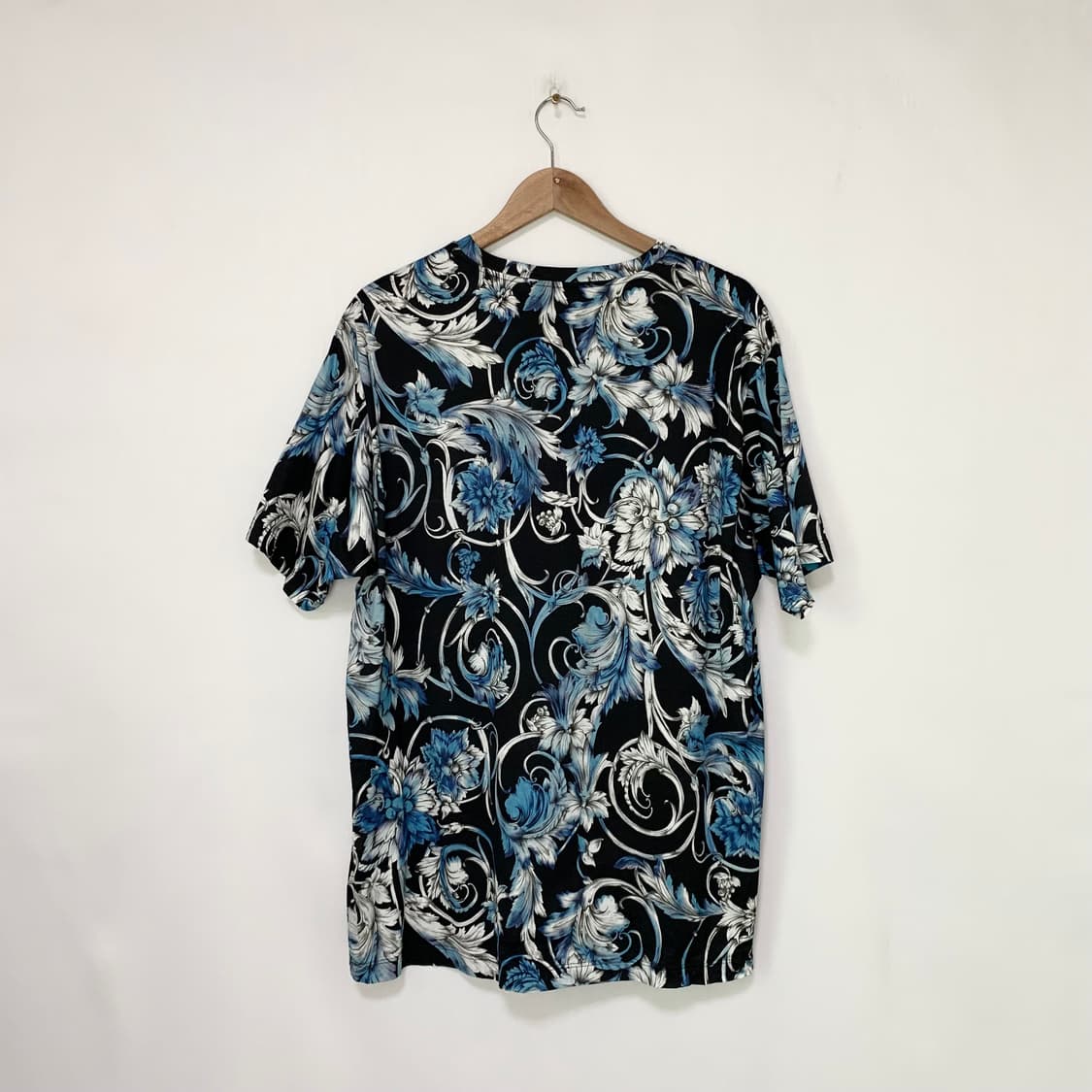 베르사체 엔틱 플라워 패턴 빈티지 반팔 티셔츠 2XL 상품이미지3