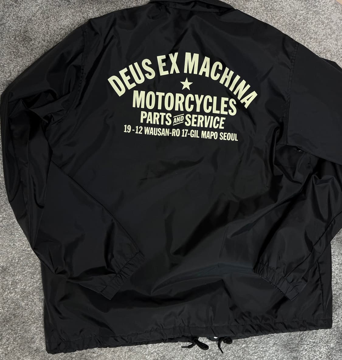 데우스 코치자켓 XXL 판매합니다 🙂 상품이미지2
