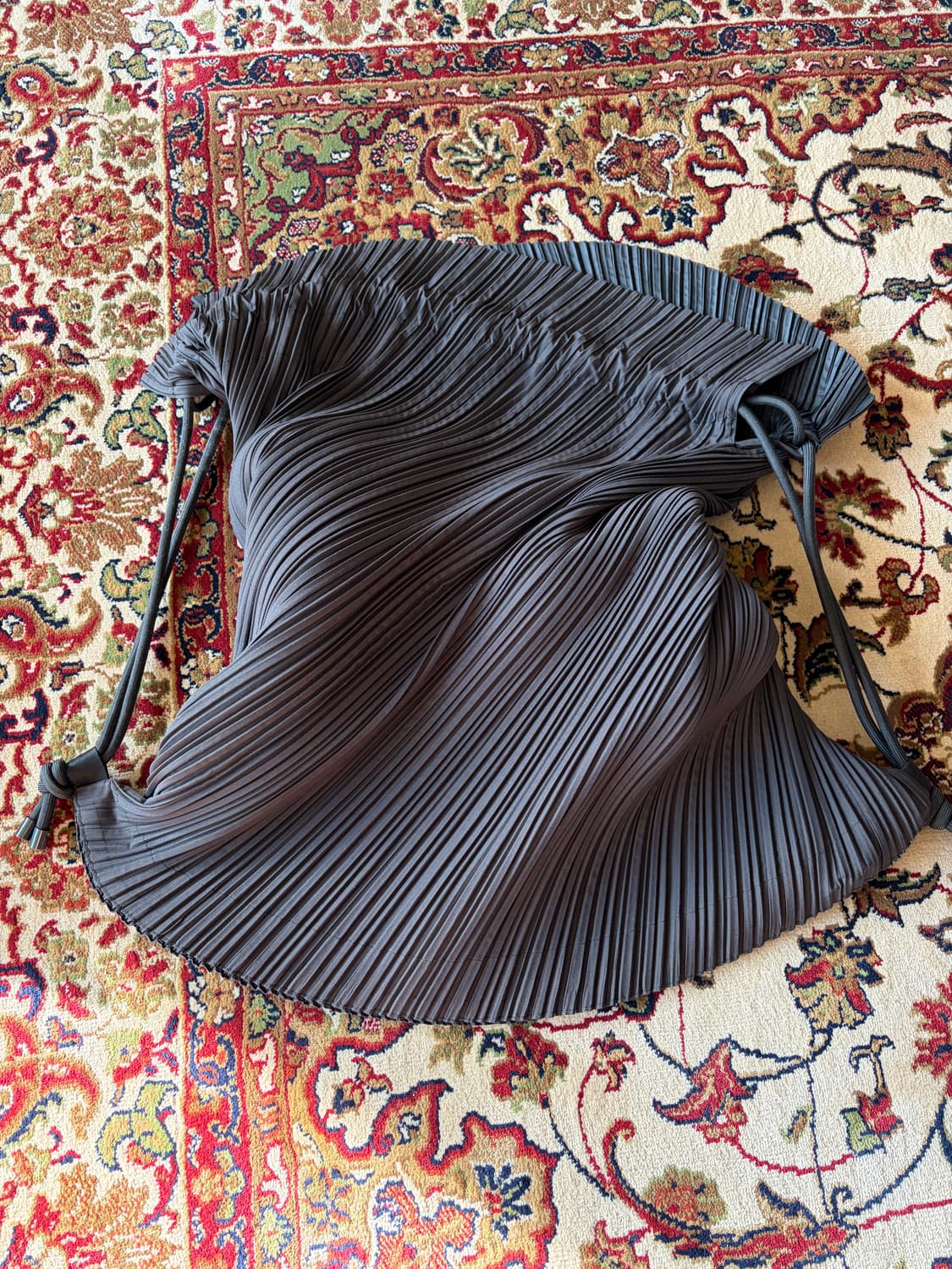 이세이미야케 플리츠 스트링 백 상품이미지3