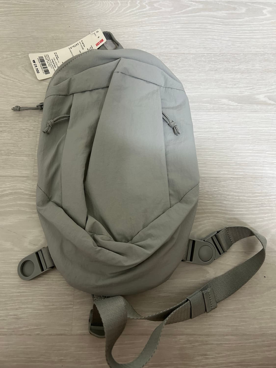 유니클로 크로스바디 백 그레이 상품이미지1