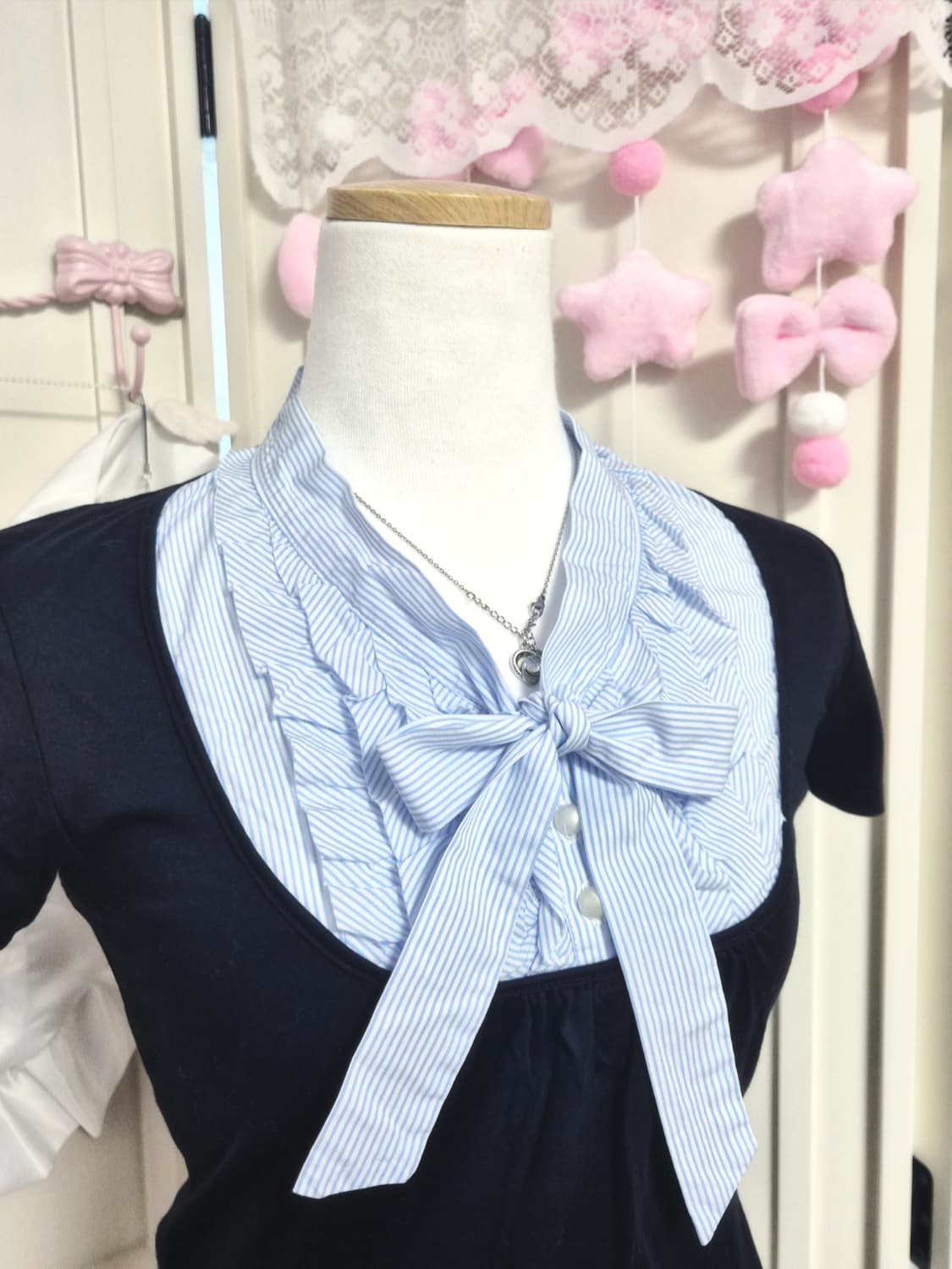 히메갸루 로걀탑 스트라이프 블라우스 공겜여주 긱시크 상품이미지2