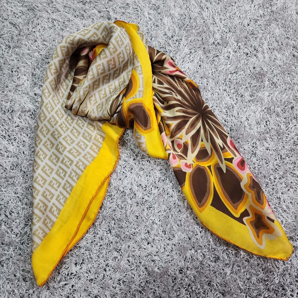 펜디 실크 스카프 상품이미지2