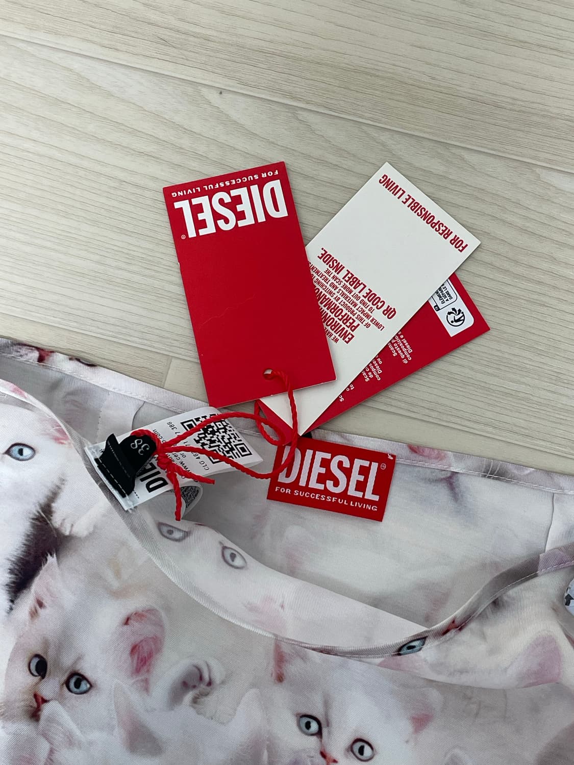 (새상품) 디젤 고양이 프린트 스커트 상품이미지3