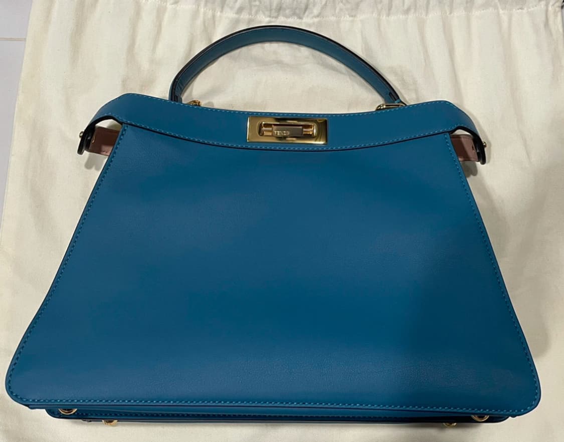 펜디 피카부 아이씨유 미디움 상품이미지1