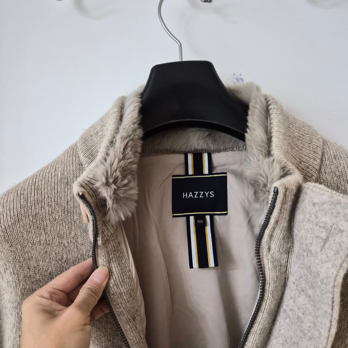 헤지스 남성 니트 가디건 100사이즈 상품이미지2