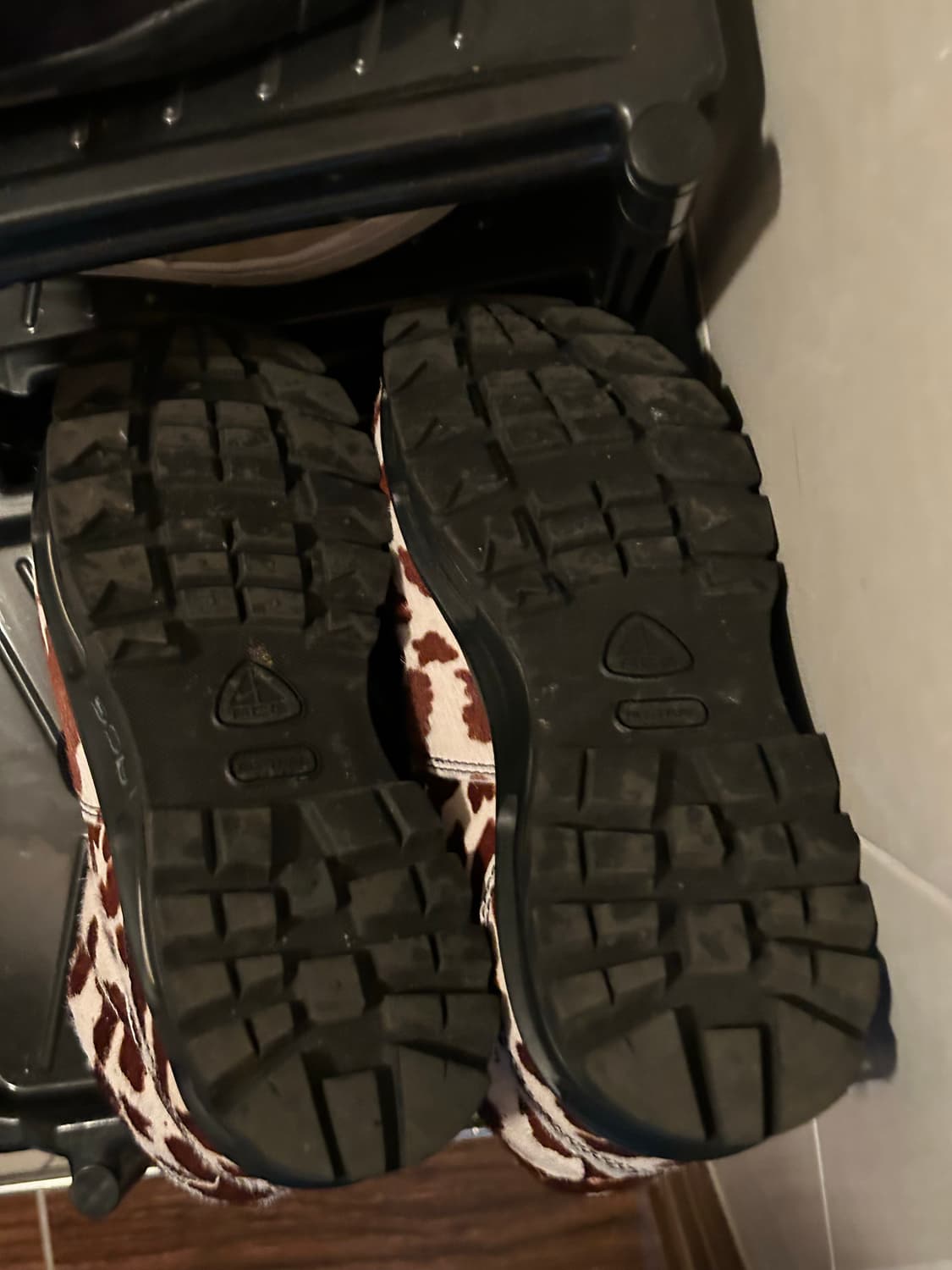 [270]나이키 에어 맥스 고아돔 QS 세일 앤 카카오 와우 상품이미지6