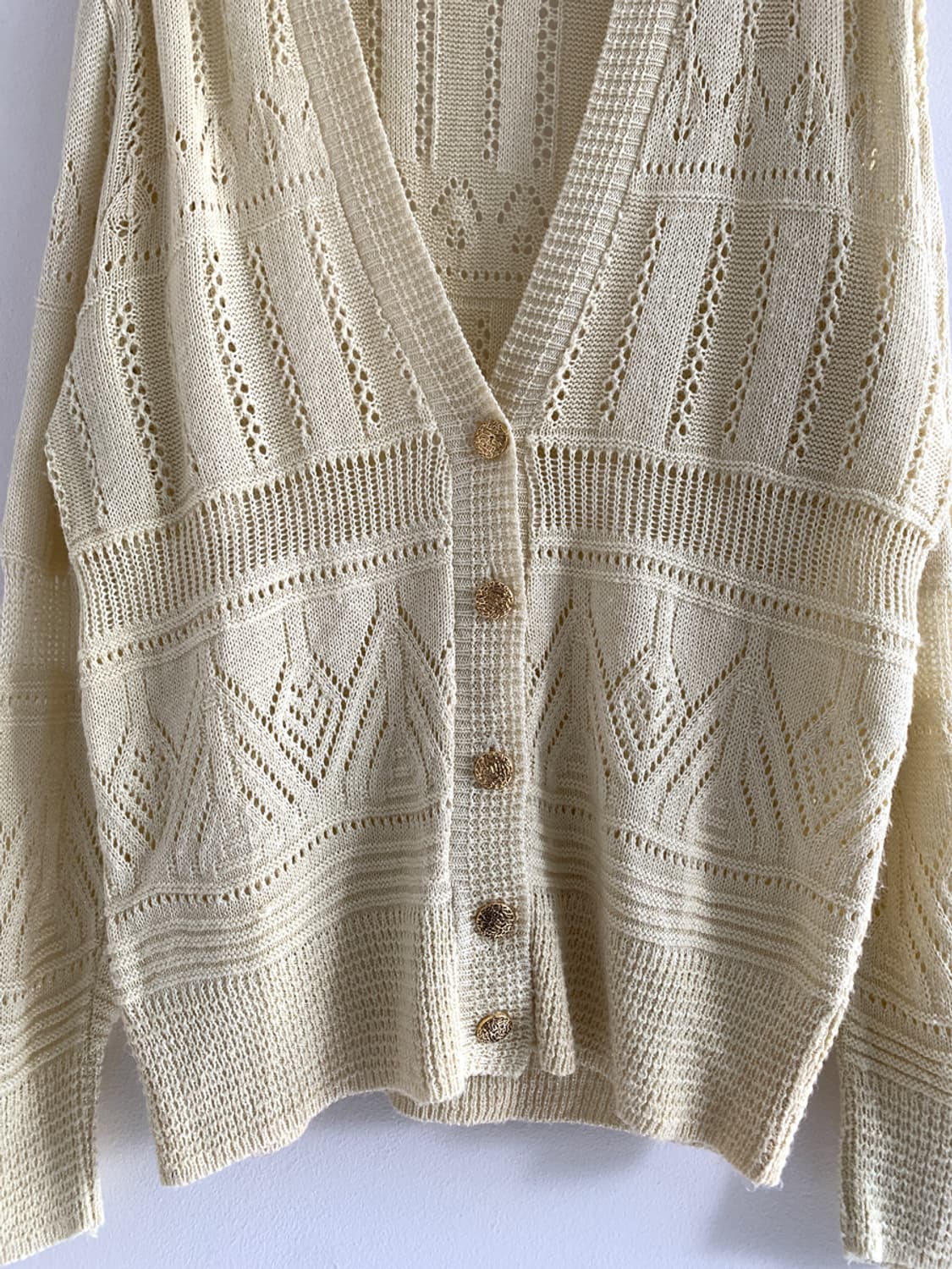 Gold button punching cardigan 상품이미지3