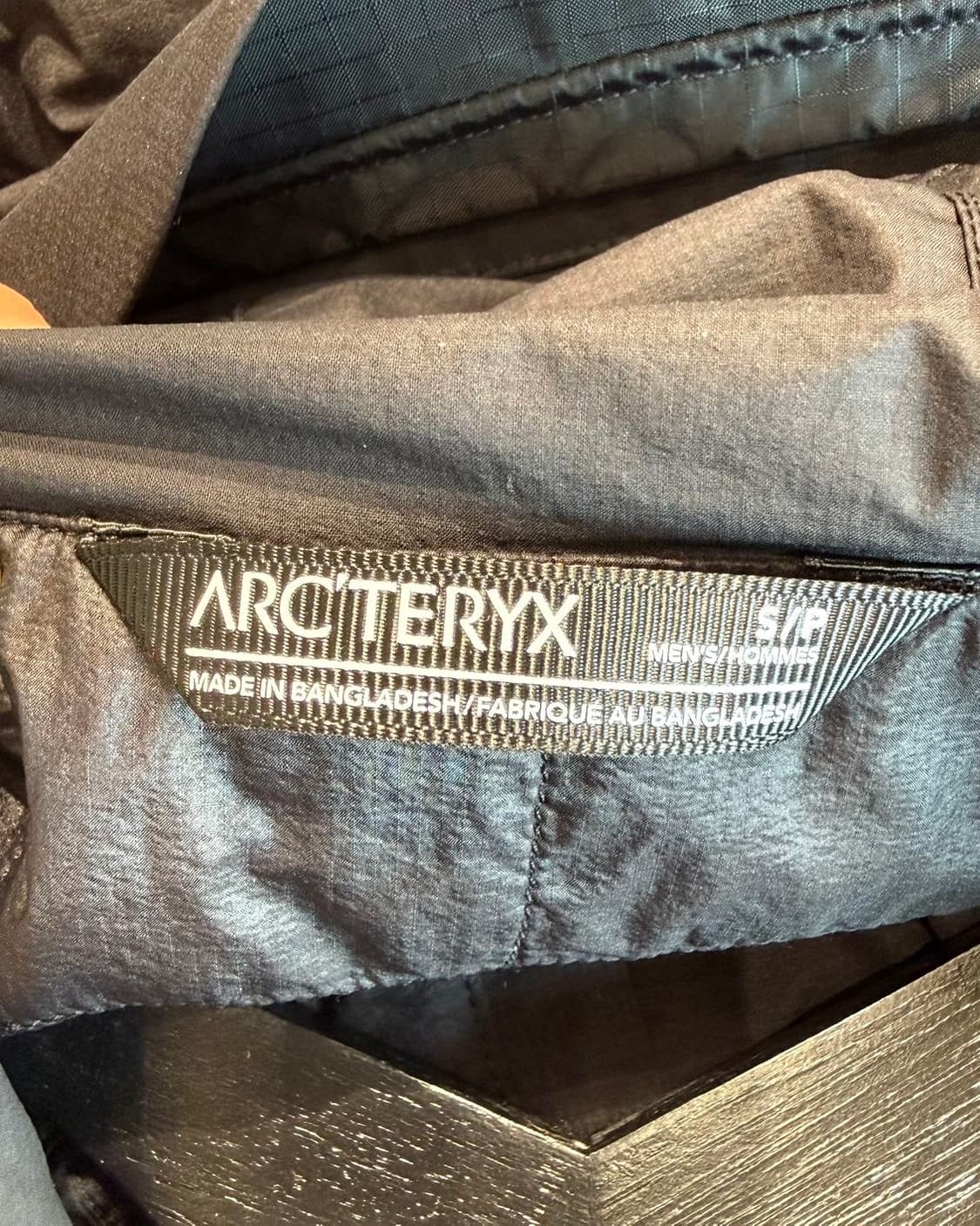 아크테릭스 블랙 아톰 SL 후디 자켓  상품이미지8