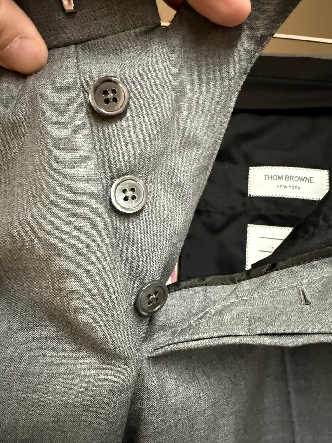 톰브라운 4바 그레이 정장 셋업 상품이미지4
