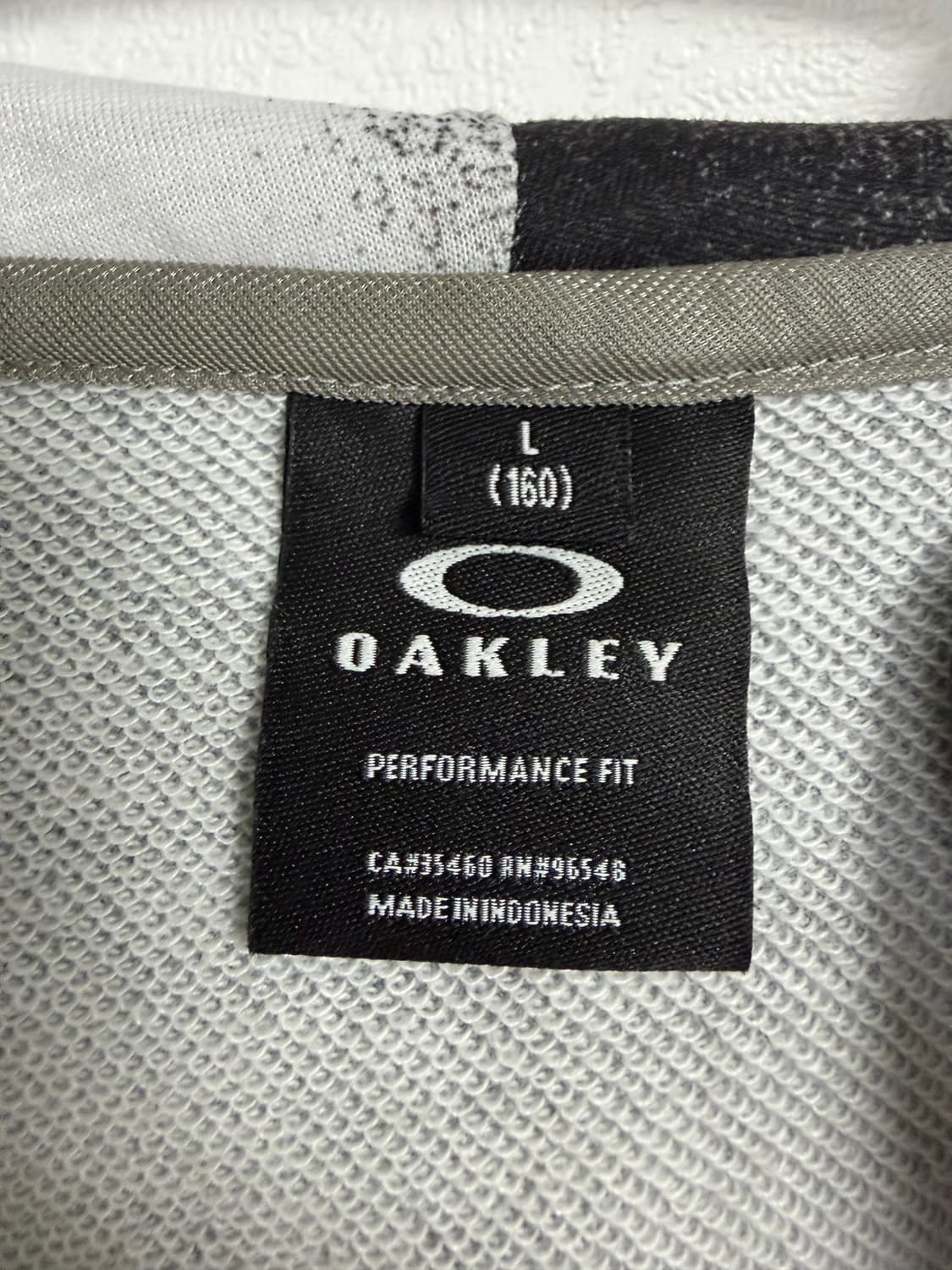 오클리 후드 집업 상품이미지3