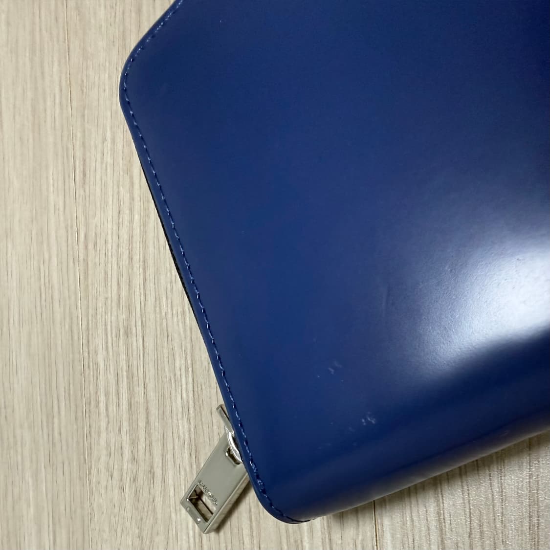 디젤 지퍼 클로저 글로시 지갑 송아지 가죽 블루 새상품 상품이미지9